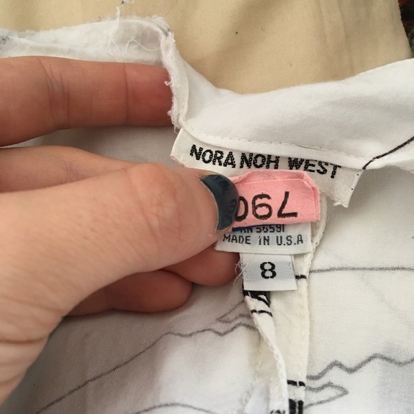 Norah Noh Vintage Geometric Print Jumpsuit Belted - Picture 7 of 7